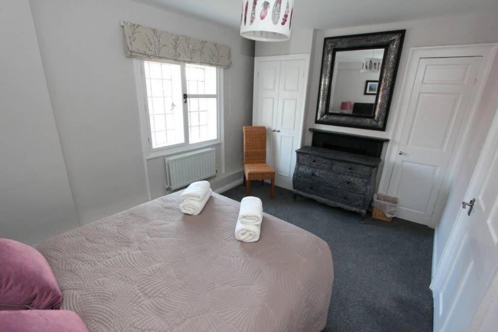 צ'סטר Top Floor Character Apartment In The Heart Of The City Centre מראה חיצוני תמונה